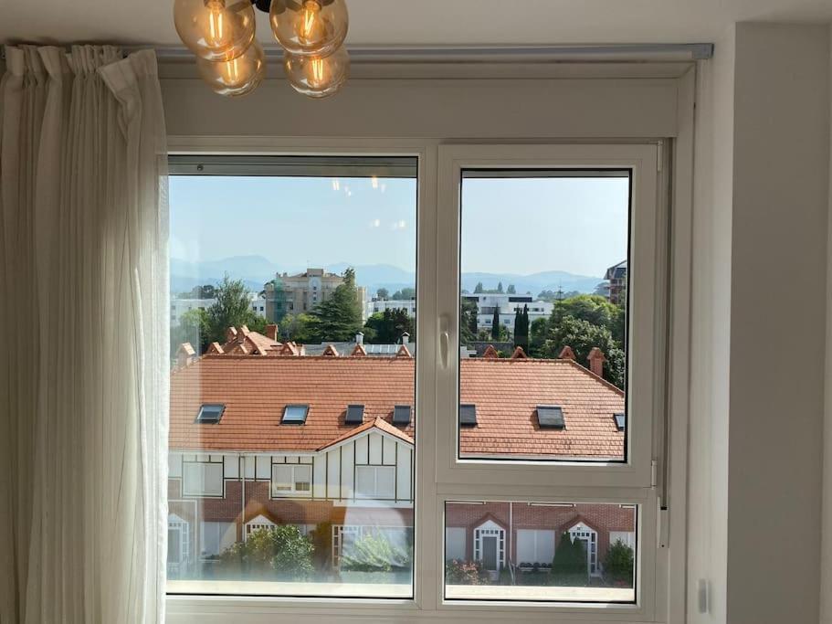 Exclusivo Apartamento Con Aparcamiento Gratuito Laredo Exteriör bild